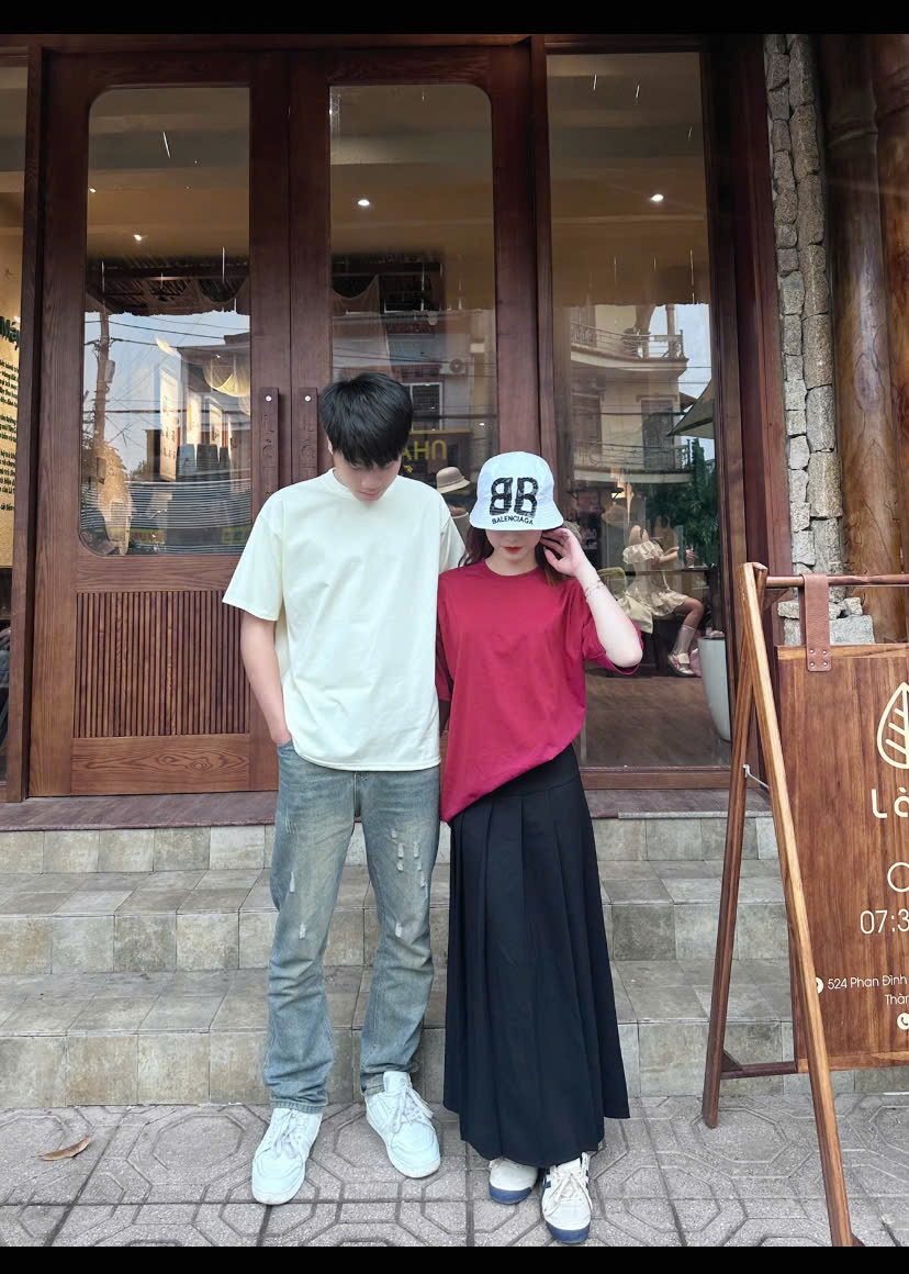 Áo Phông Nam Nữ Cổ Tron Form Rộng Chất Cotton 2 Chiều 4 Màu Phù Hợp Cả Nma Và Nữ, Áo Phông Đôi Nam Nữ.